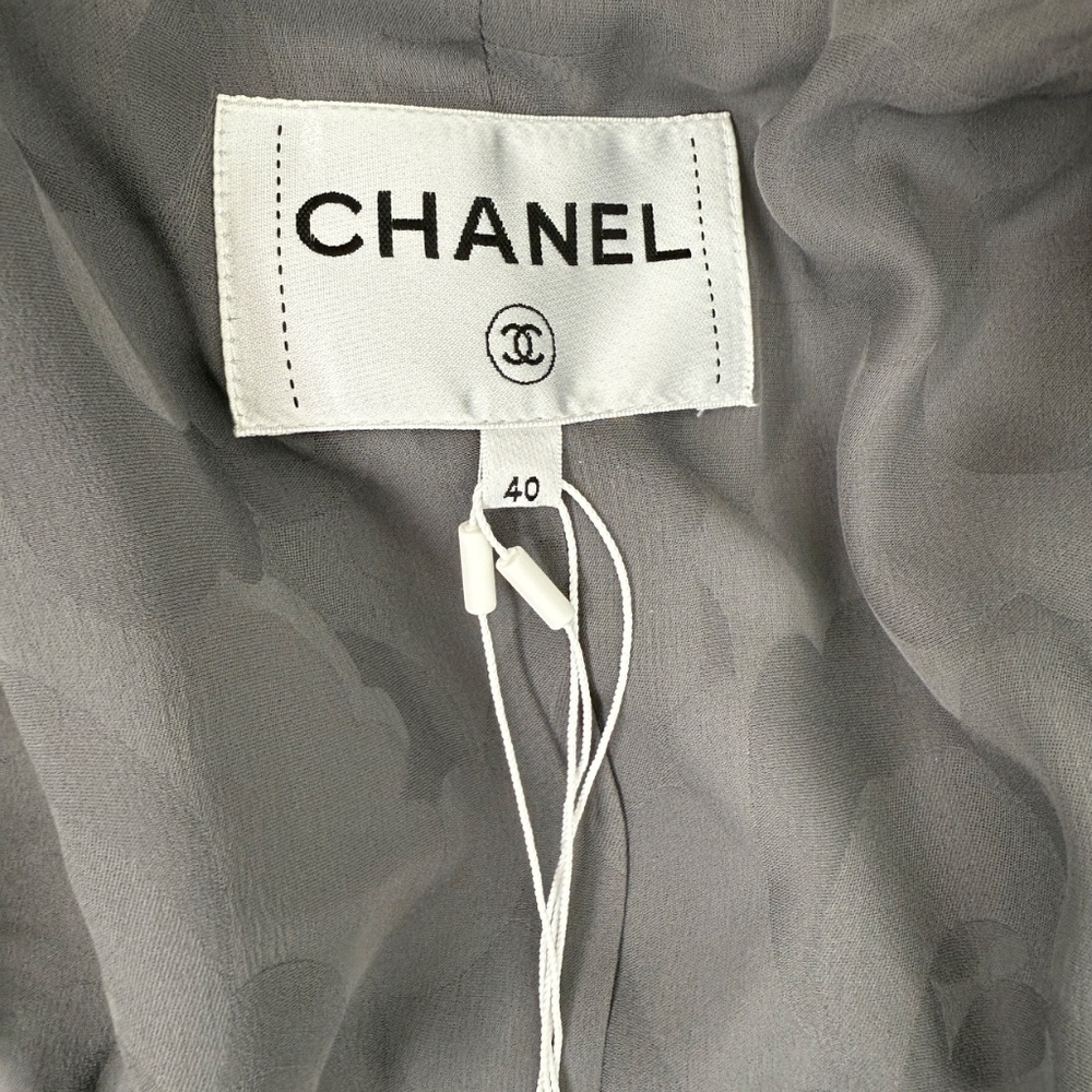 CHANEL Collared Runaway 2020 Black Gray Silver Long Tweed Coat Jacket - Picture 9 of 13